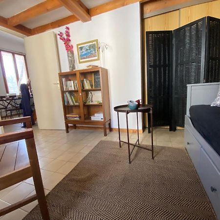 Duplex Arago Au Coeur De Sete, Comme Une Petite Maison Luaran gambar