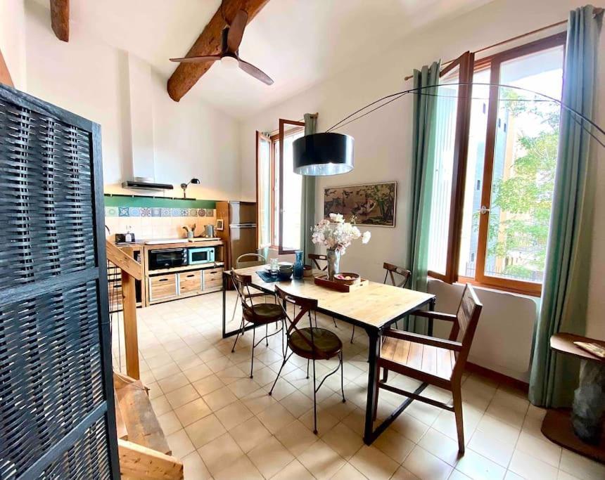 Duplex Arago Au Coeur De Sete, Comme Une Petite Maison Luaran gambar